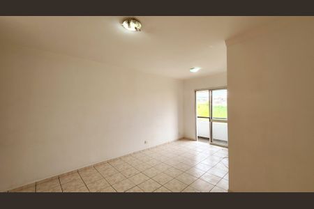 Sala de apartamento para alugar com 3 quartos, 76m² em Anhangabaú, Jundiaí