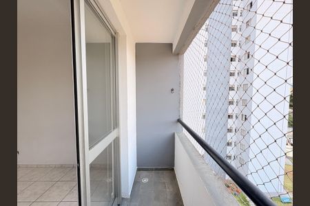 Apartamento para alugar com 76m², 3 quartos e 1 vagaSacada