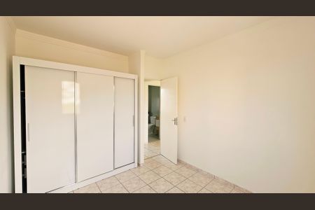 Apartamento para alugar com 76m², 3 quartos e 1 vagaQuarto 3