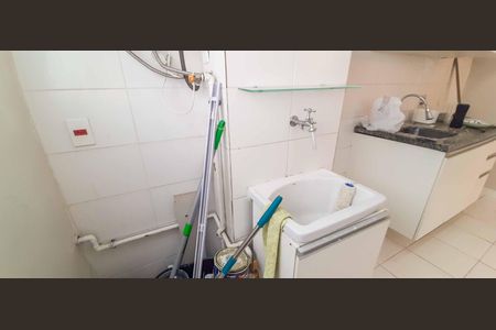 Apartamento à venda com 43m², 2 quartos e 1 vagaÁrea de Serviço