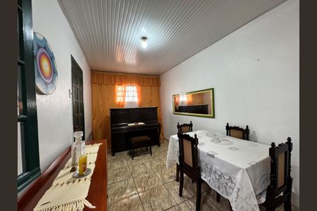 Casa à venda com 130m², 3 quartos e 1 vagaSala de Jantar