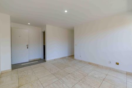 Apartamento à venda com 80m², 3 quartos e 2 vagasSala