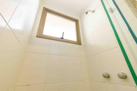 Apartamento à venda com 80m², 3 quartos e 2 vagasBanheiro Social