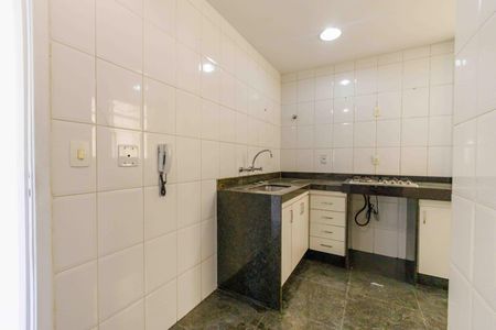 Apartamento à venda com 80m², 3 quartos e 2 vagasCozinha