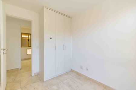 Apartamento à venda com 80m², 3 quartos e 2 vagasQuarto 1