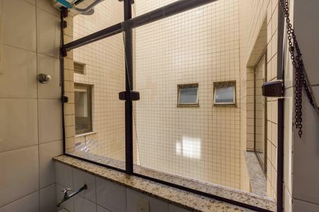 Apartamento à venda com 80m², 3 quartos e 2 vagasÁrea de Serviço Janela