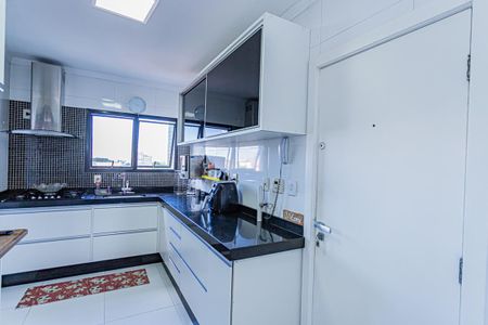 Apartamento à venda com 100m², 3 quartos e 3 vagasCozinha