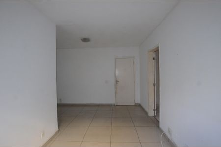 Apartamento para alugar com 50m², 2 quartos e 1 vagaSala