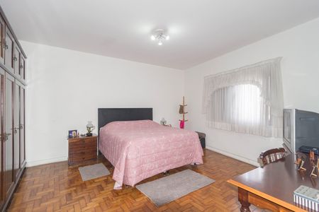 Casa para alugar com 240m², 3 quartos e 2 vagasQuarto 3 Suíte