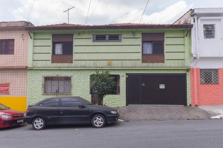 Casa para alugar com 240m², 3 quartos e 2 vagasFachada