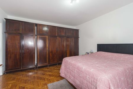 Casa para alugar com 240m², 3 quartos e 2 vagasQuarto 3 - Suíte