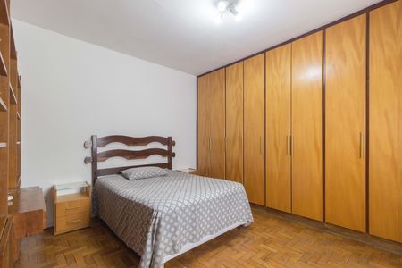 Casa para alugar com 240m², 3 quartos e 2 vagasQuarto 1