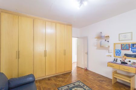 Casa para alugar com 240m², 3 quartos e 2 vagasQuarto 2