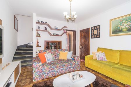 Casa para alugar com 240m², 3 quartos e 2 vagasSala