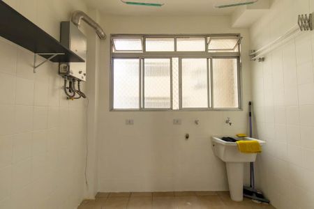 Apartamento para alugar com 160m², 3 quartos e 1 vagaÁrea de Serviço