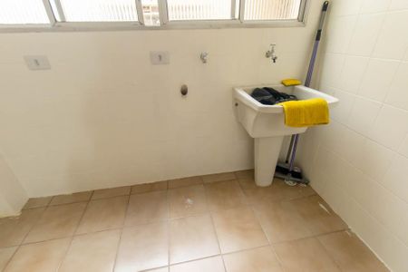 Apartamento para alugar com 160m², 3 quartos e 1 vagaÁrea de Serviço