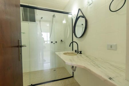 Apartamento para alugar com 160m², 3 quartos e 1 vagaBanheiro da Suíte