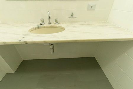 Apartamento para alugar com 160m², 3 quartos e 1 vagaBanheiro Social