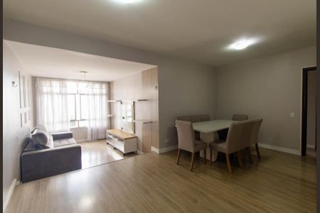 Apartamento para alugar com 160m², 3 quartos e 1 vagaSala