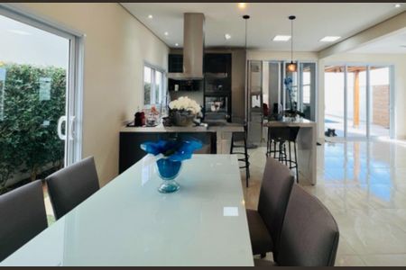 Casa de condomínio à venda com 250m², 3 quartos e 4 vagas Casa de condomínio à venda com 250m², 3 quartos e 4 vagasFoto 08
