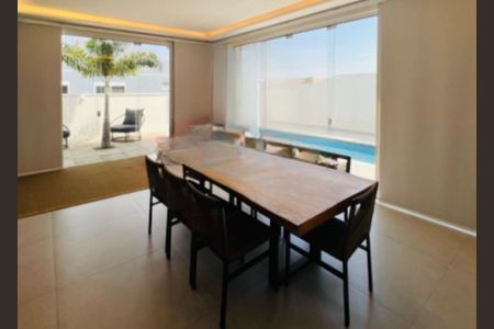 Casa de condomínio à venda com 250m², 3 quartos e 4 vagas Casa de condomínio à venda com 250m², 3 quartos e 4 vagasFoto 13