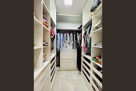 Casa de condomínio à venda com 250m², 3 quartos e 4 vagas Casa de condomínio à venda com 250m², 3 quartos e 4 vagasFoto 35