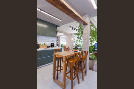 Apartamento para alugar com 230m², 4 quartos e 1 vaga Apartamento para alugar com 230m², 4 quartos e 1 vagaCozinha