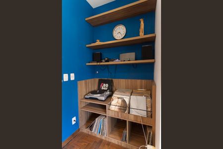 Apartamento para alugar com 230m², 4 quartos e 1 vaga Apartamento para alugar com 230m², 4 quartos e 1 vagaSala