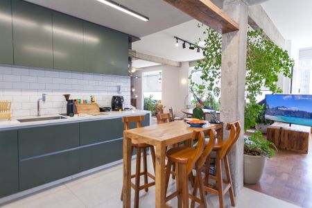 Apartamento para alugar com 230m², 4 quartos e 1 vaga Apartamento para alugar com 230m², 4 quartos e 1 vagaCozinha