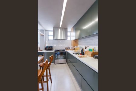 Apartamento para alugar com 230m², 4 quartos e 1 vaga Apartamento para alugar com 230m², 4 quartos e 1 vagaCozinha