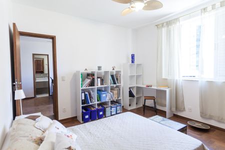 Apartamento para alugar com 230m², 4 quartos e 1 vaga Apartamento para alugar com 230m², 4 quartos e 1 vagaquarto