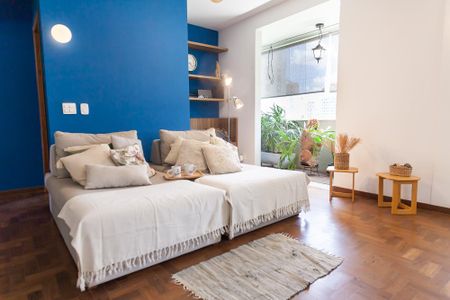 Apartamento para alugar com 230m², 4 quartos e 1 vaga Apartamento para alugar com 230m², 4 quartos e 1 vagaSala