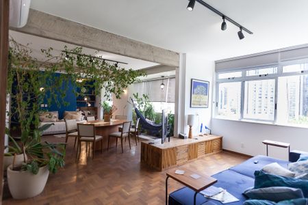 Apartamento para alugar com 230m², 4 quartos e 1 vaga Apartamento para alugar com 230m², 4 quartos e 1 vagasala