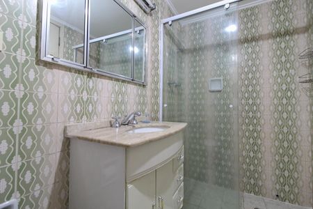 Apartamento à venda com 148m², 4 quartos e 2 vagasBanheiro da Suíte