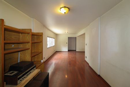 Apartamento à venda com 148m², 4 quartos e 2 vagasSala