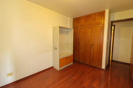 Apartamento à venda com 148m², 4 quartos e 2 vagasQuarto 2