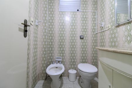 Apartamento à venda com 148m², 4 quartos e 2 vagasBanheiro da Suíte