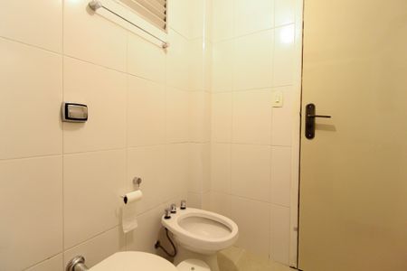 Apartamento à venda com 148m², 4 quartos e 2 vagasBanheiro