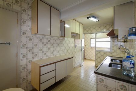 Apartamento à venda com 148m², 4 quartos e 2 vagasCozinha