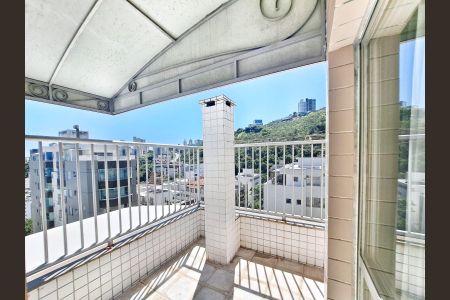 Apartamento à venda com 240m², 4 quartos e 2 vagasÁrea comum - Salão de festas