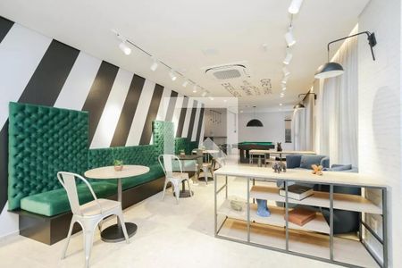 Studio à venda com 24m², 1 quarto e sem vagaÁrea comum - Salão de Festas