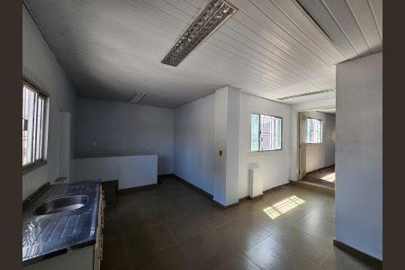 Casa à venda com 450m², 6 quartos e 1 vaga Casa à venda com 450m², 6 quartos e 1 vagaCozinha