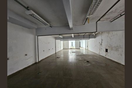 Casa à venda com 450m², 6 quartos e 1 vaga Casa à venda com 450m², 6 quartos e 1 vagaÁrea comum