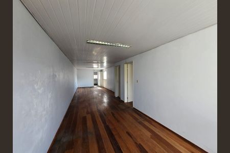 Casa à venda com 450m², 6 quartos e 1 vaga Casa à venda com 450m², 6 quartos e 1 vagaSala