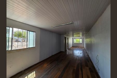Casa à venda com 450m², 6 quartos e 1 vaga Casa à venda com 450m², 6 quartos e 1 vagaSala