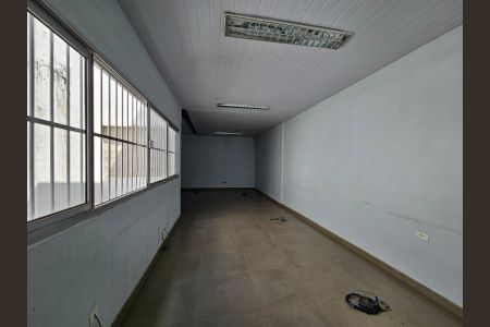 Casa à venda com 450m², 6 quartos e 1 vaga Casa à venda com 450m², 6 quartos e 1 vagaSala