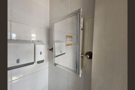 Casa à venda com 450m², 6 quartos e 1 vaga Casa à venda com 450m², 6 quartos e 1 vagaBanheiro 3