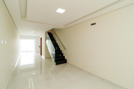 Casa à venda com 135m², 3 quartos e 2 vagasSala