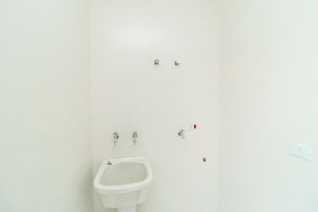 Casa à venda com 135m², 3 quartos e 2 vagasÁrea de Serviço