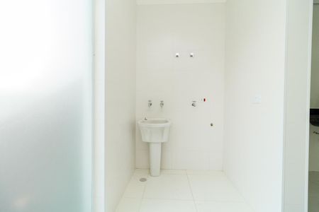 Casa à venda com 135m², 3 quartos e 2 vagasÁrea de Serviço